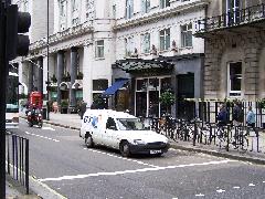 BT Escort van Piccadily 281005